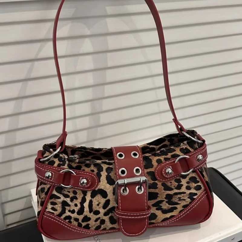 Totes Vintage Belt Buckle Leopard Print Faux Suede Women's Shoulder Bags Fashion Versatile Female Armpit Bag Sweet Cool Ladies Handbag X261016
