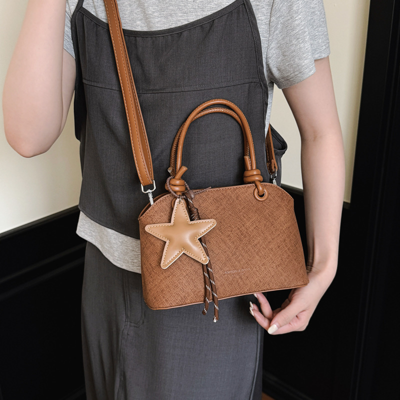 Cross Border Women's Handbag Korean Fashion Women's Handbag And Fashion Handbag Designer Bag New Multifunctional Fashion Bucket Bag Commut