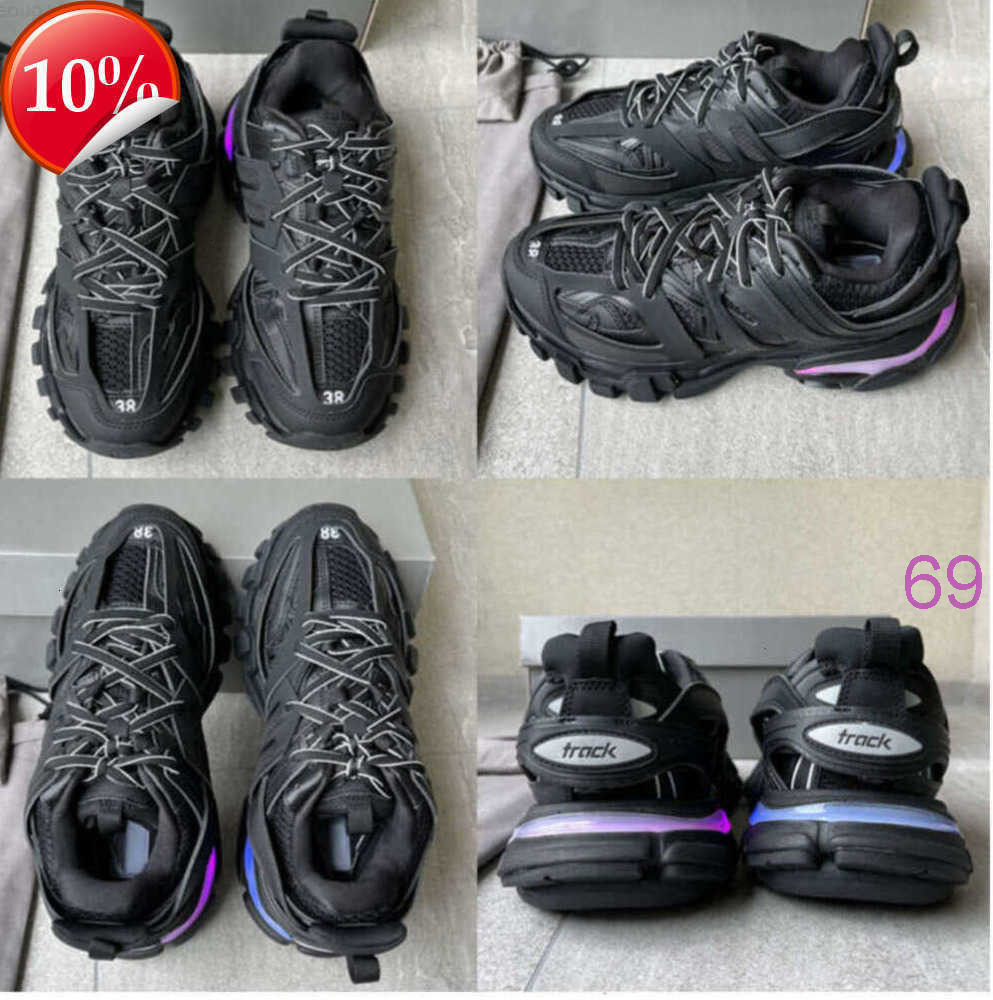Womens Mens designer Casual Shoe Track LED Sneaker Light Grey Blue Gomma leather black pink Trainer Nylon Printed Platform for Men 3 30 Trainers Sho