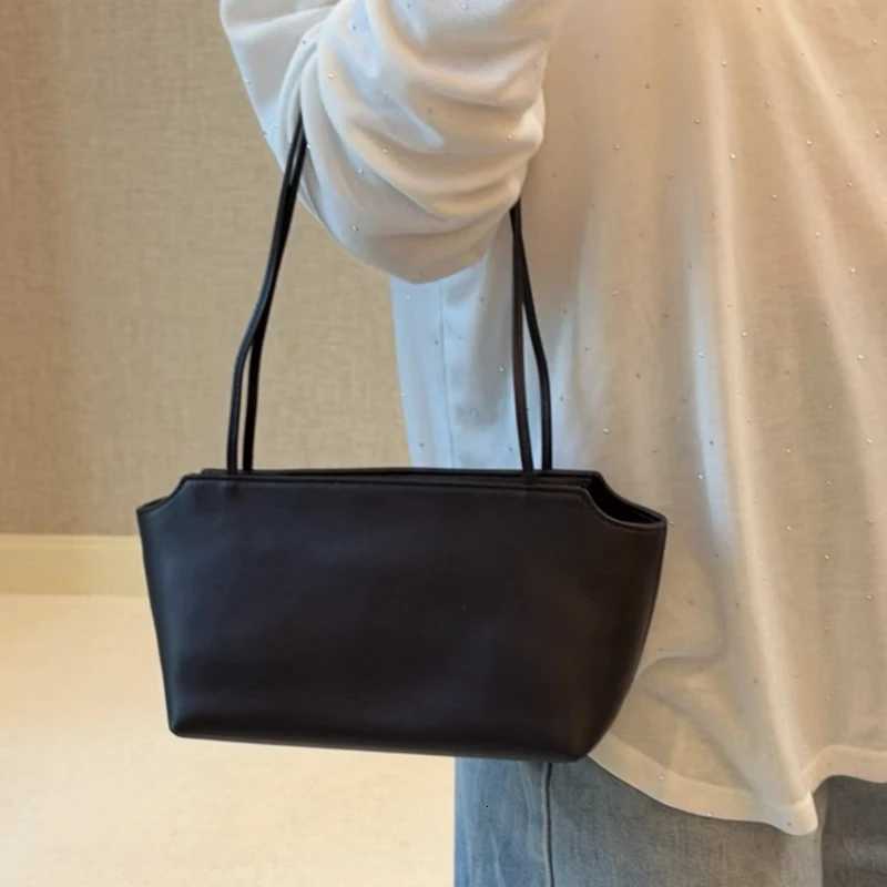 Totes Brand Fashion Underarm Bag Luxury Minimalist Solid Color Shoulder Bag Women Soft Leather Exquisite Versatile Zippered Handbag X261016