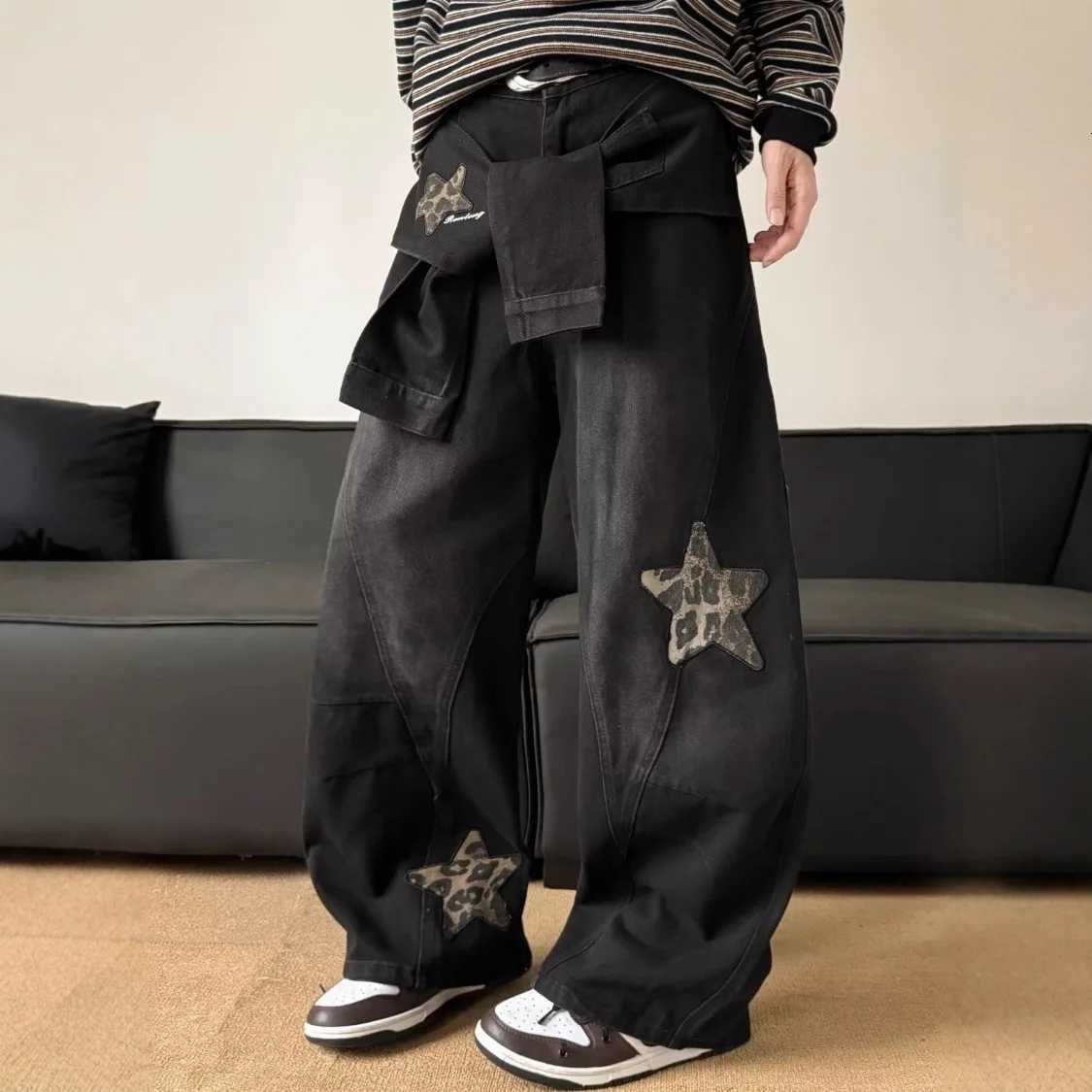 Men's Jeans Loose Jeans Man American Washed Retro Y2K Casual Wide Leg Curved Knife Pants Leopard Print Patchwork Star Shaped Design PantsT26101