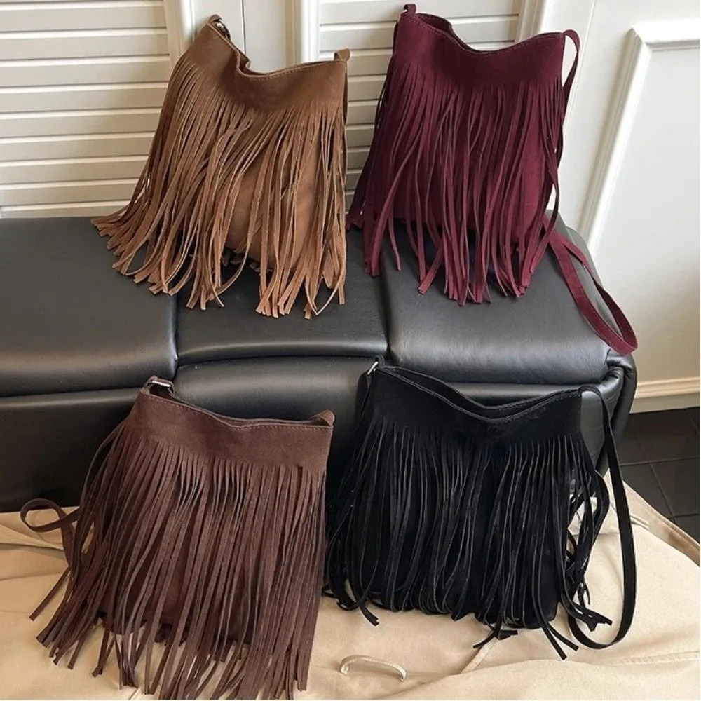 Fashion Suede Fringe Crossbody Bag Large Capacity Solid Color Shoulder Bag Boho Style Adjustable Shoulder Strap Bucket Bag Women 261016