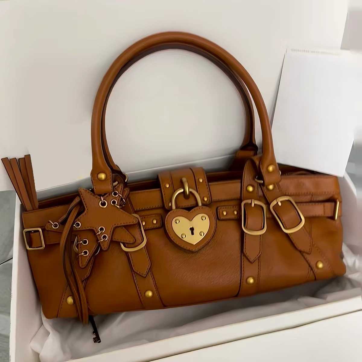 2026 Summer New Motorcycle Bag with Multiple Straps and Rivets Boston Bag in Spicy Girl Style Single Shoulder Bag with Metal Buckle for Women Q26101