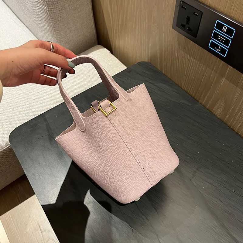Genuine Leather Bucket Bag Tote Bag Women Handbags 18/22 Big Small Fashion Quality Lady Hand Bags Q261016