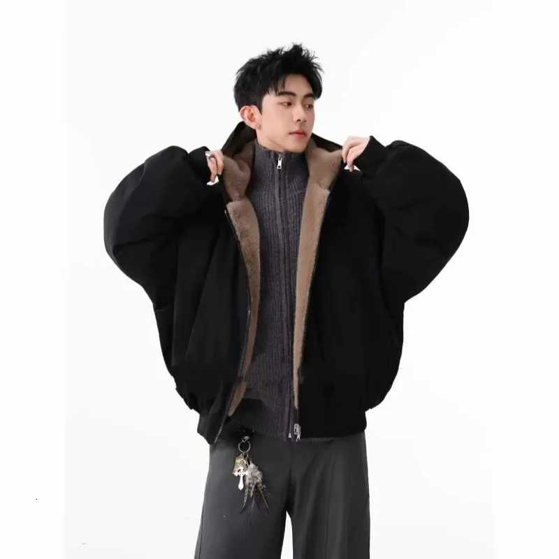 Sided Men's Jackets Men Double Wear Hooded Jacket Faux Fur Liner Winter Thicken Warm Loose Zip Up Jackets Coat Streetwear Male Outerwear N26101