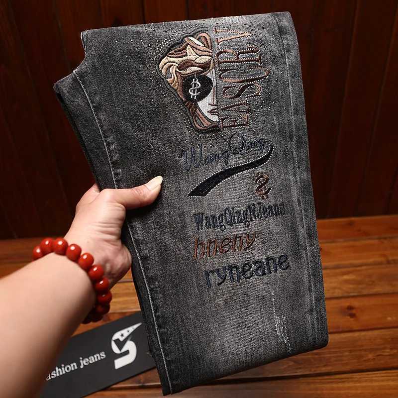 Men's Jeans Fashionable light luxury embroidered printed jeans for men's summer trend elastic slim fit pants 2025 new men's clothingT
