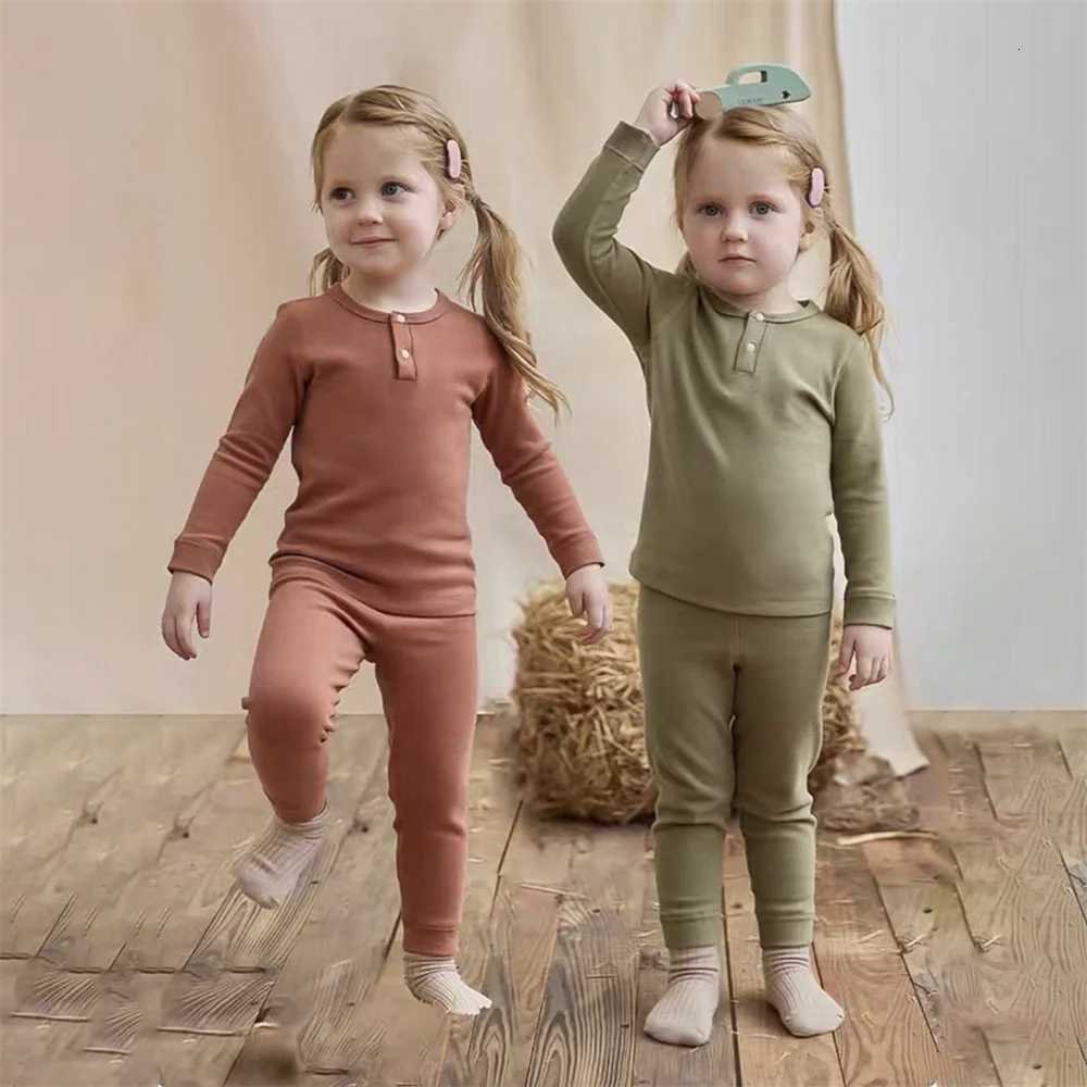 Pajamas Spring Autumn Toddler Pajamas Suit Solid Color Cotton Kids Tops + Leggings Baby Boy Girl Clothes SuitW261019