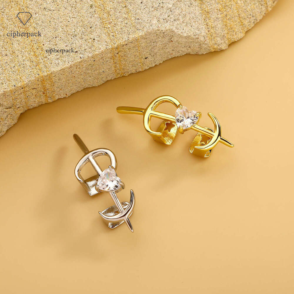 Hot-Selling Daily Street Style Simple Hip Hop Hot Sale Jewelry New Heart Moissanite Hollow Braces Jewelry Wholesale