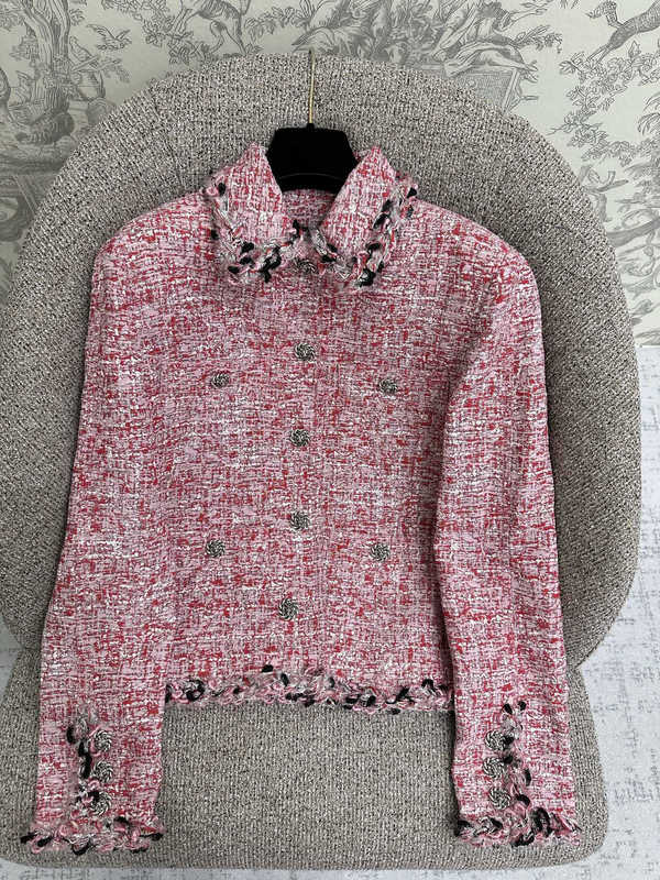 designer Women's Jackets autumn and winter new short, pink tweed jacket with small design, featuring notched collar and metal buttons