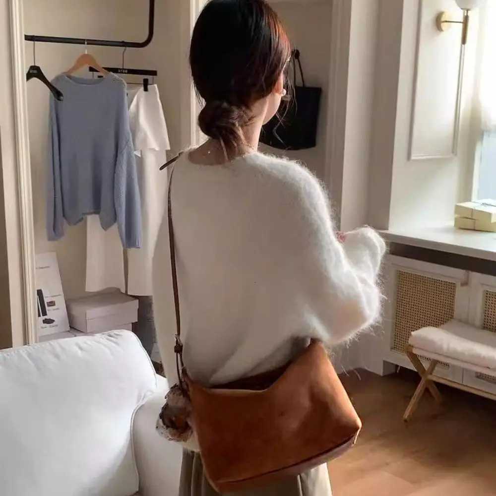 Totes Cute Handbag Suede Shoulder Bag Large Capacity Fashion Ladies Crossbody Bag Korean Style Solid Color Hobo Bag Shopping X261016