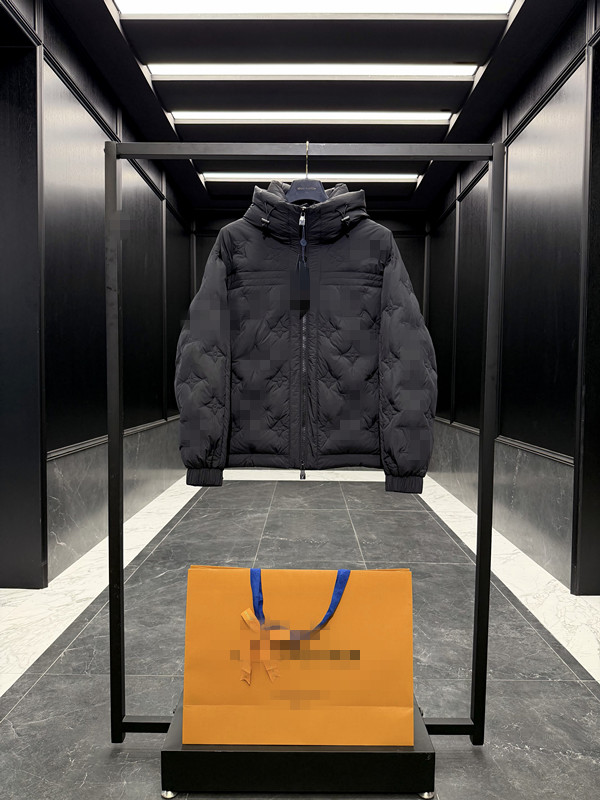 man jacket high quality Winter puffer Top designer Down jackets Breast pocket Jacket bright Coat Parka Overcoat design Thick Warm Hooded Windbreaker