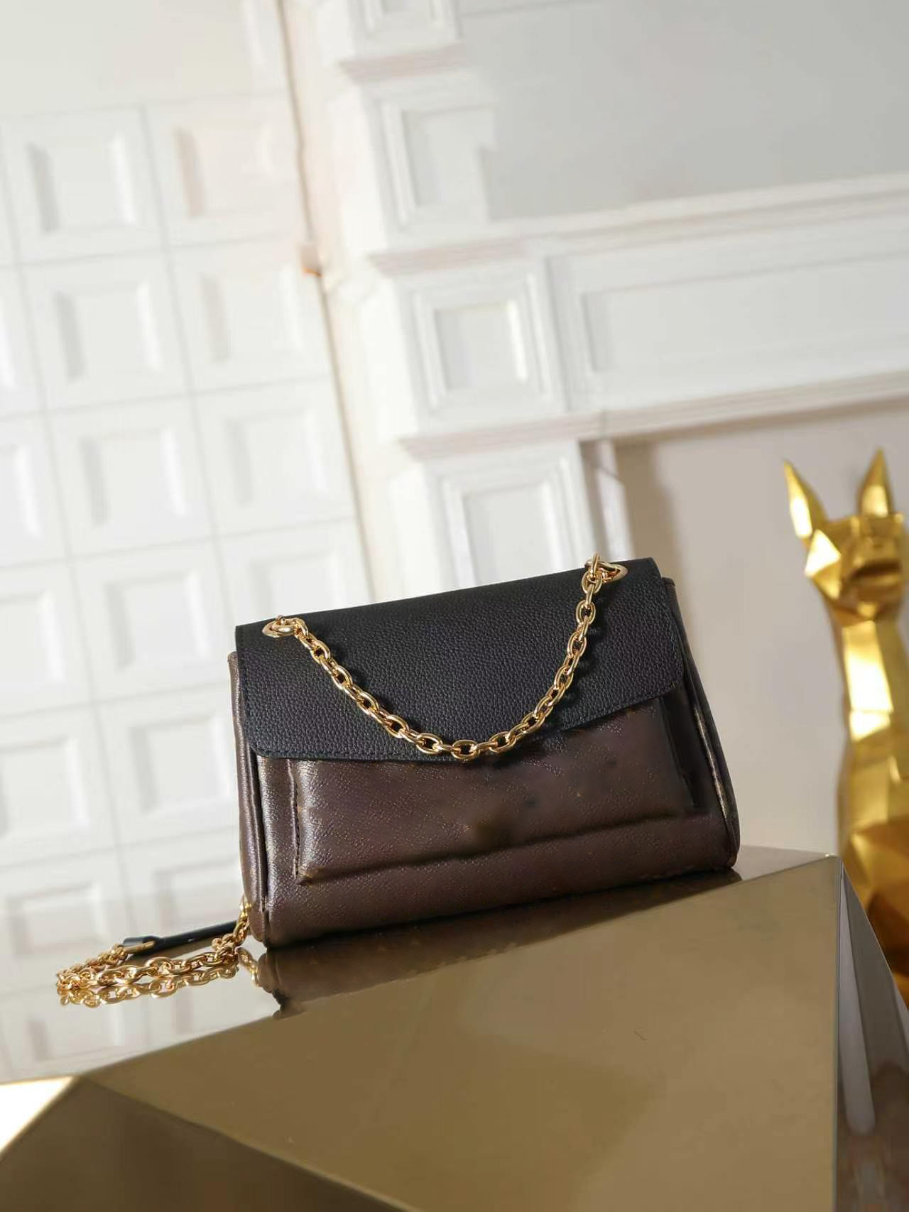 Top-quality designer women's bag, classic style, fashionable and beautiful, elegant bag, work bag