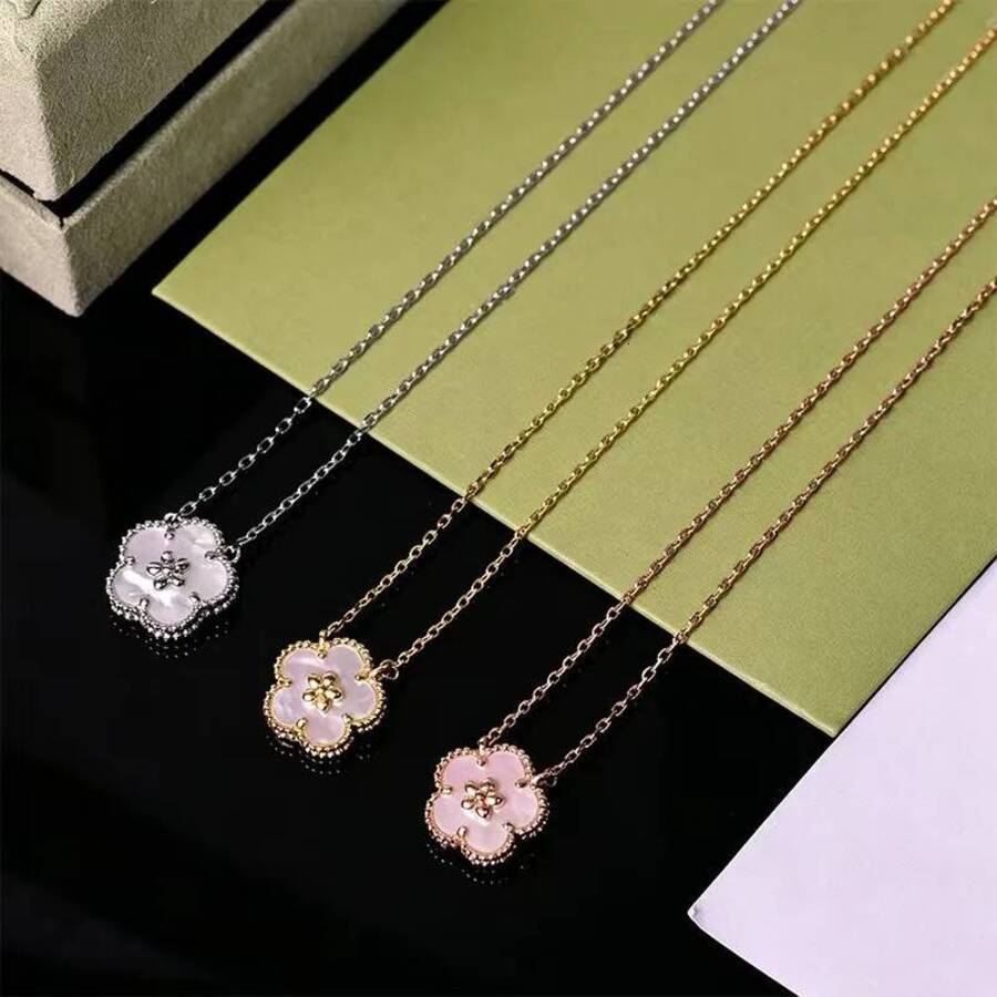 perfume 2026 Brand Classic Plum Blossom Pendant Necklace High cologne Quality Stainless Steel Jewelry Designer For Women ss9