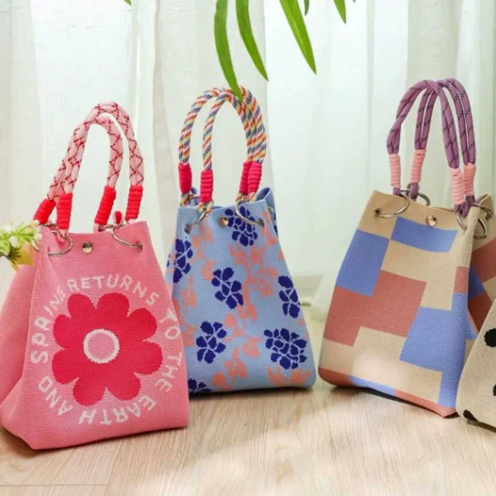 Evening Bags Portable Cartoon Knitted Bucket Bag Handmade Large Capacity Shoulder Bag Woven Ring Tote Bag for Women H261016