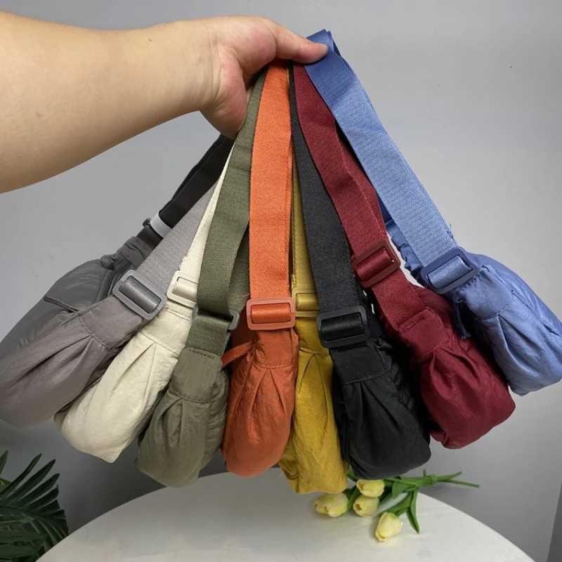 Evening Bags Casual Nylon Hobos Crossbody Bag for Women Shoulder Bag Woman Half Moon Chest Bags Tote Lady Travel Shopper Bag Female Purses H261016
