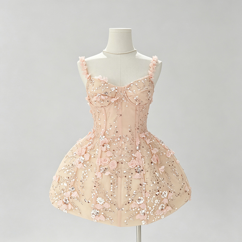 Hot Fashion Champagne Short Cocktail Dress Sweetheart Straps Flowers Lace Mini Women's Back to School Graduation Prom Dresses Party Homecoming