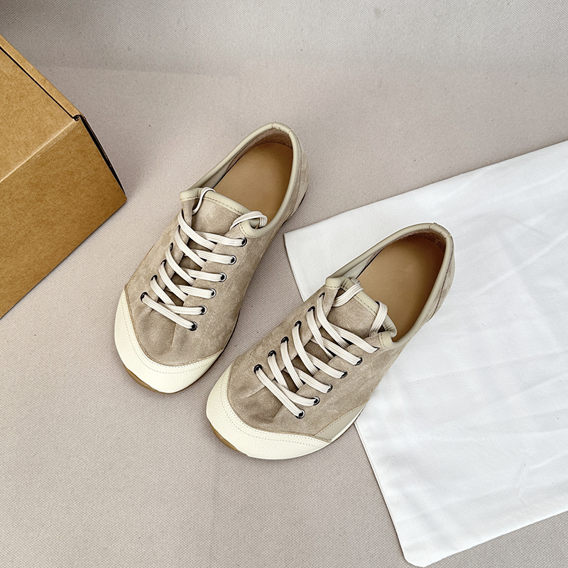 Chaussures de sport décontractées en daim rétro minimaliste pour femmes automne et hiver designer bout rond fond plat déplacements quotidiens bas