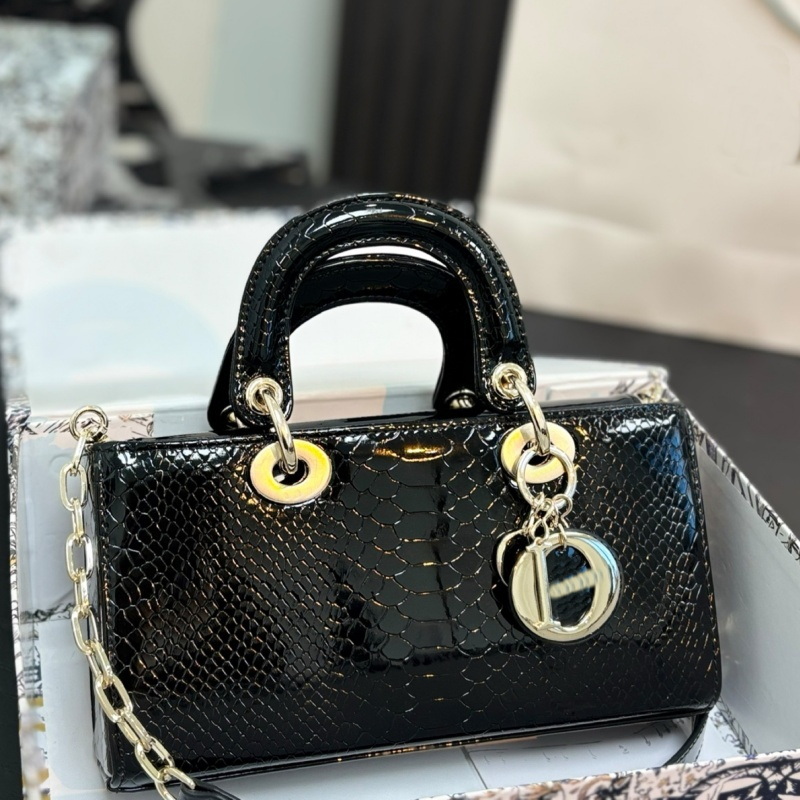 2026 Designer Women Rectangular Snake Pattern Handbag Metallic Glossy Top Handle Thick Metal Chain Crossbody Shoulder Bag Ladies Evening Party Purse