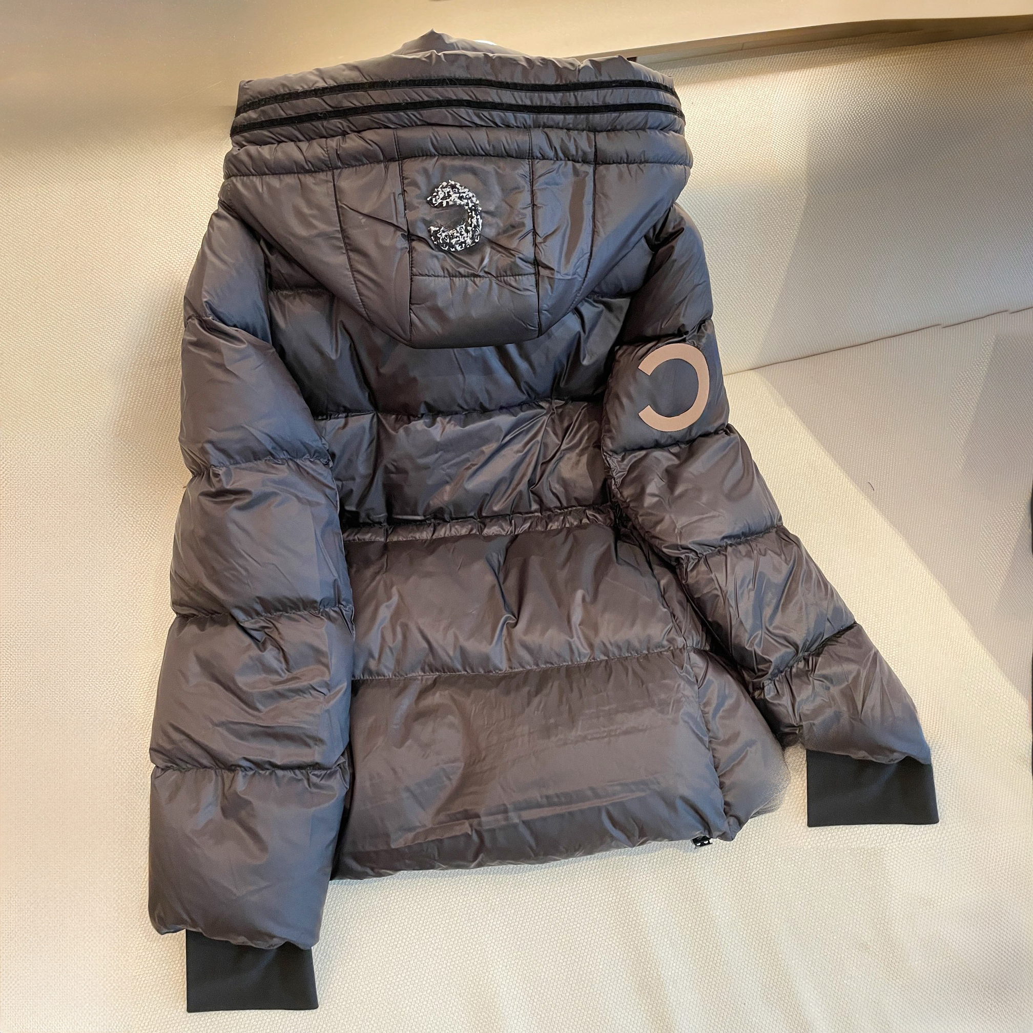 Women's Designers down jacket Outerwear Winter Puffer Jacket Parkas Winter coat without box