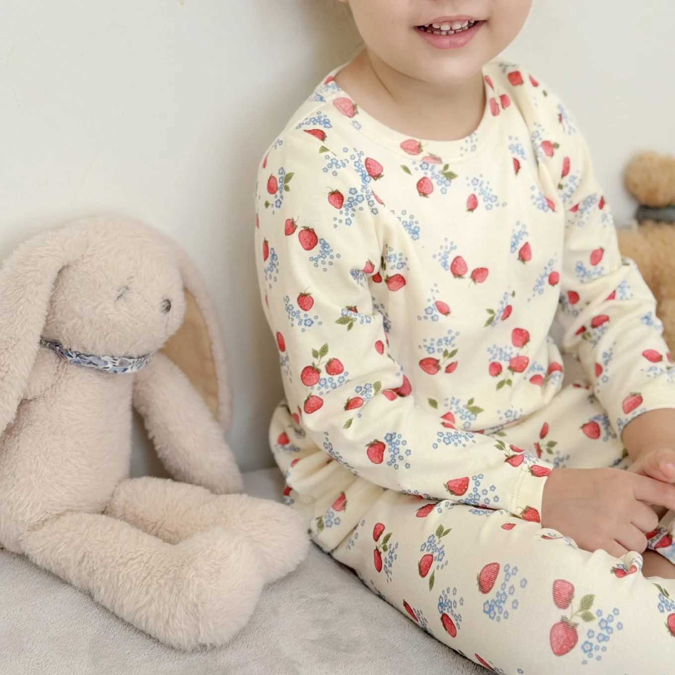 Pajamas 1-6T Toddler Kid Baby Girl Clothes Cotton Pajamas Set Autumn Winter Long Sle Top Pant Suit Hewear 2pcs PJ Set OutfitW261019