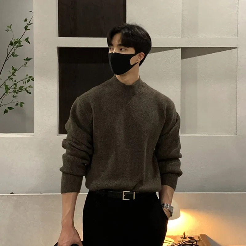 Korean Fashion Men Sweater Light y Trendy Turtleneck Knit Solid Color Pullover Leisure Retro Long Sleeve Basic Knitwear 261009