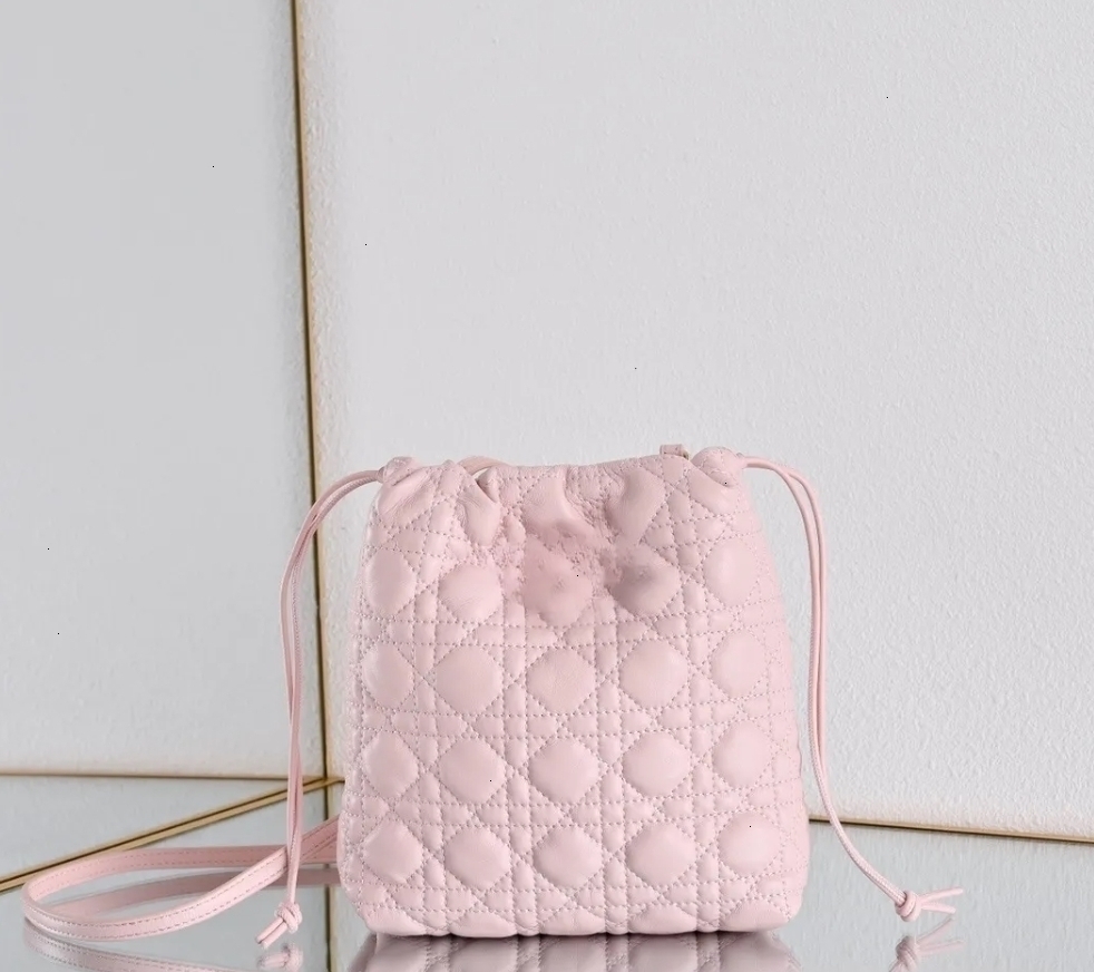 2026 model Designer new diamond grid drawstring women s top layer sheepskin crossbody bag high end and versatile fashion handbag 890