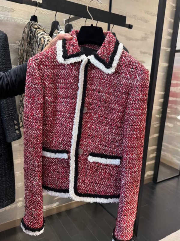designer Women's Jackets High-end, stylish outerwear for autumn new, lightweight, French-inspired, old-money chic jacket with notched collar