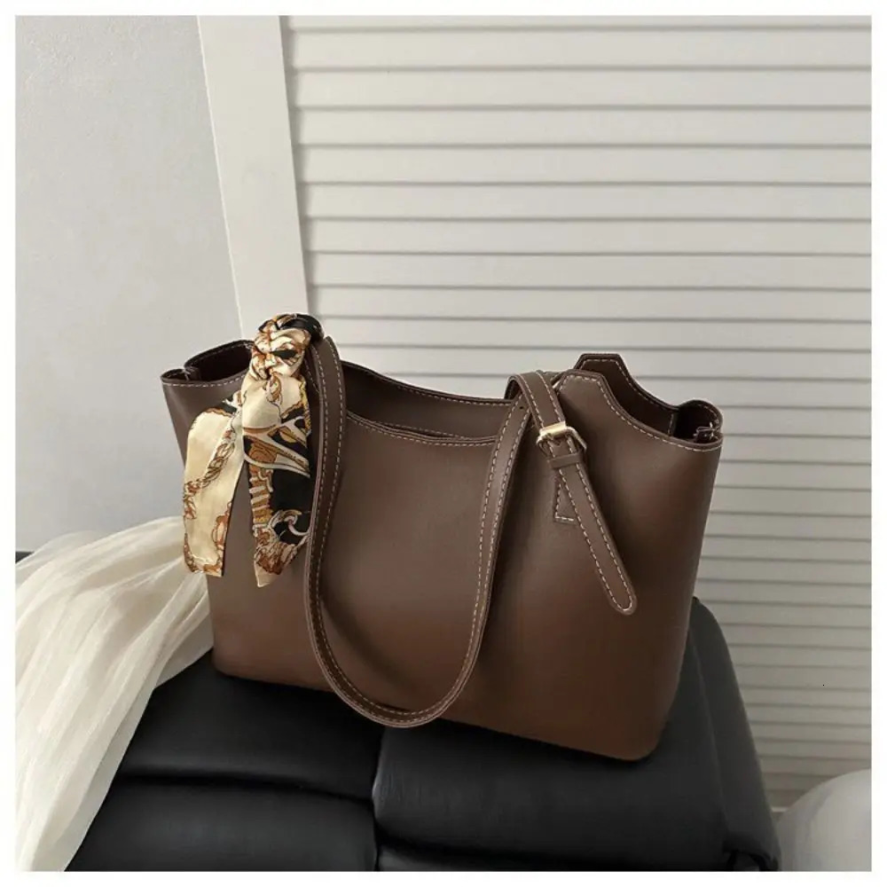 Versatile PU Leather Single Shoulder Bag Large Capacity Casual Tote Bag n Elegant Silk Scarf Bag For Women Ladies' 261016