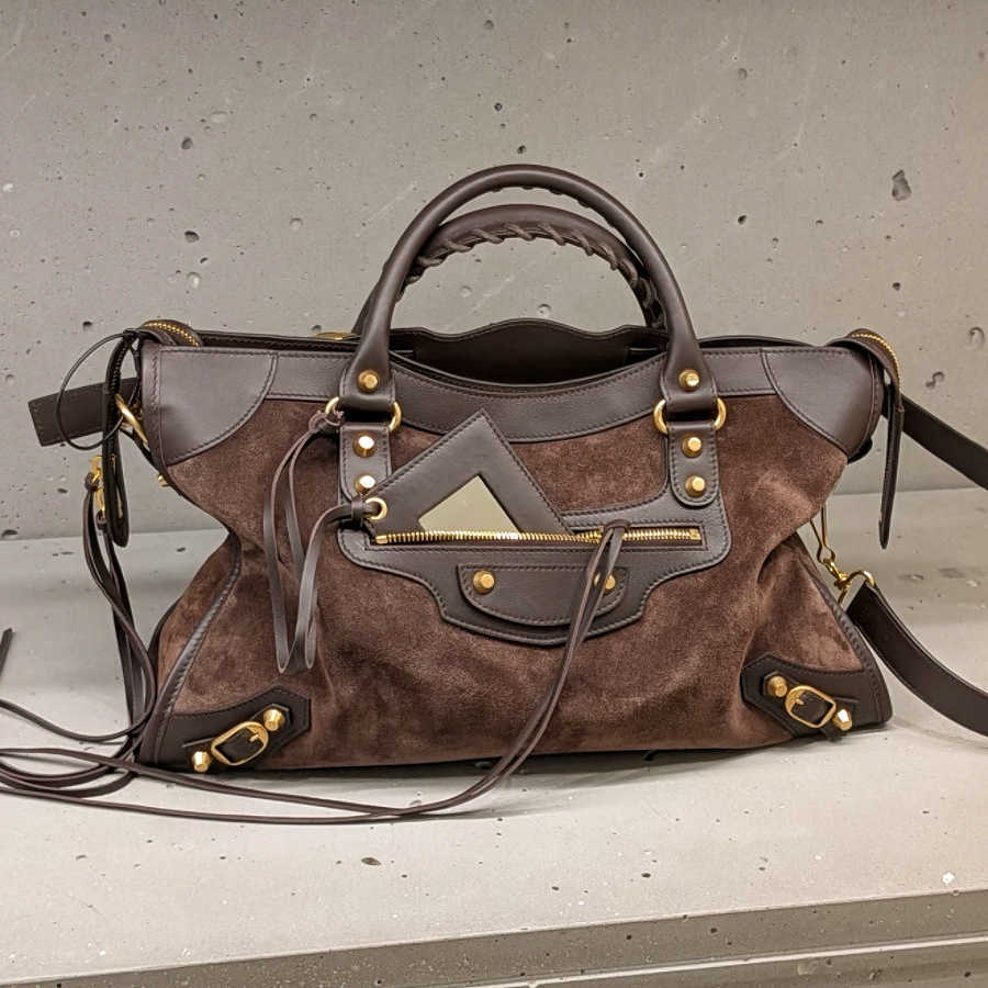 2026 New Spring Collection Cityfirst Motorcycle Bag Cool Dark Style Rivet Tote Bag Velvet Handbag Crossbody Bag Q261016