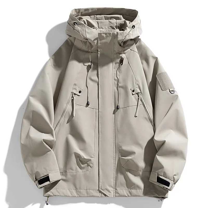 Outdoor Jackets Hoodies Men Black Waterproof Softshell Hooded Windbreaker Cargo Bomber Loose Thin Outerwear for Cam Hiking Daily Outdoor WearT261016