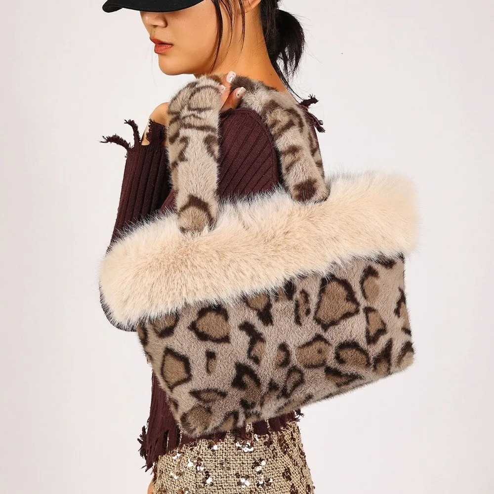 Elegant Leopard Print Fur Tote Bag Soft Warm Shoulder Bag Large Capacity Furry Handbag for Women 261016