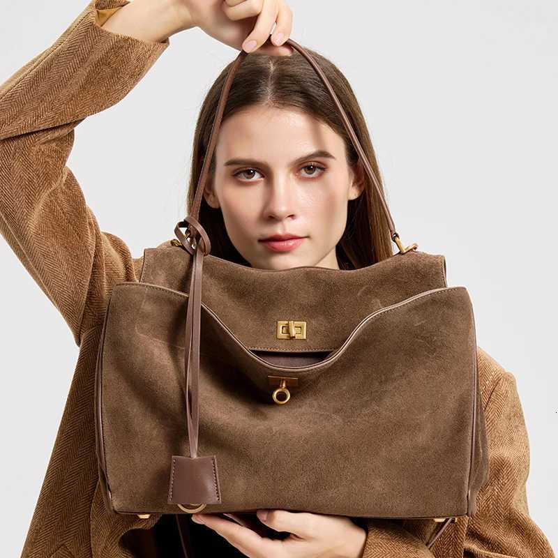 Ladies' Large Capacity Genuine Leather Bag Soft Suede Hand-Held Shoulder Bag High-Quality Genuine Leather Commute to Work X261016