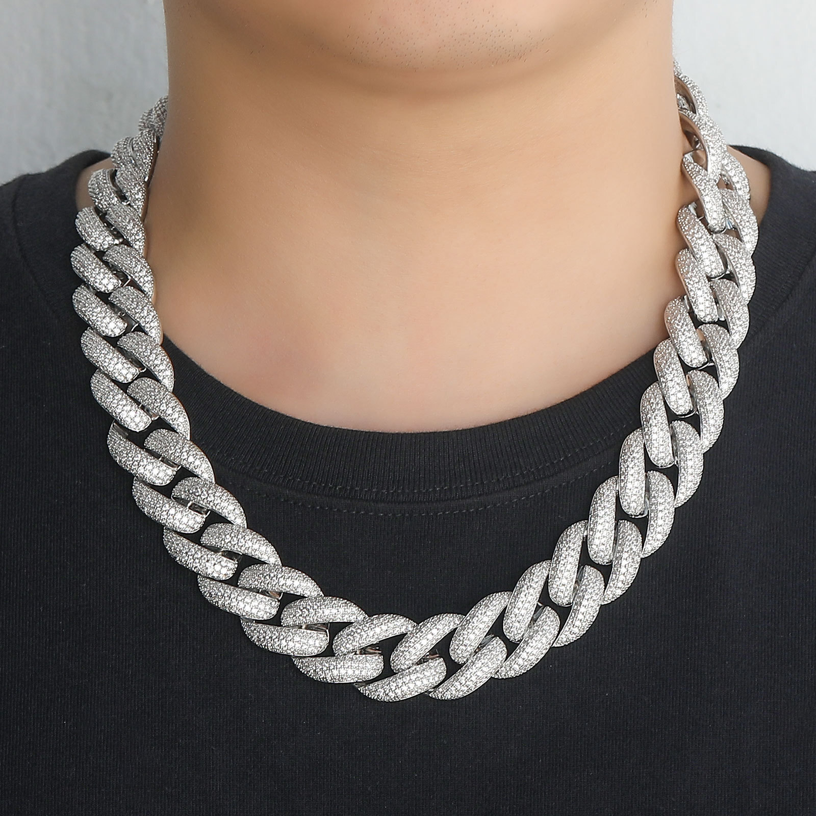 Moissanite Chain Desigenr Cuban Link Chain 20mm Heavy Weight Cuban Chain Silver Plating Iced Out 4rows Diamond VVS Moissanite Bublle Chain Men Women