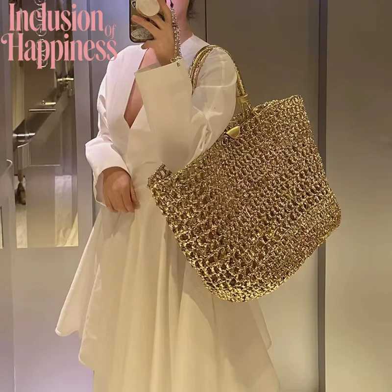 Shoulder Bags 2026 new gold hollow woven tote bag for women large capacity grass woven shoulder bag fashionable and versatile commuting bag H261016