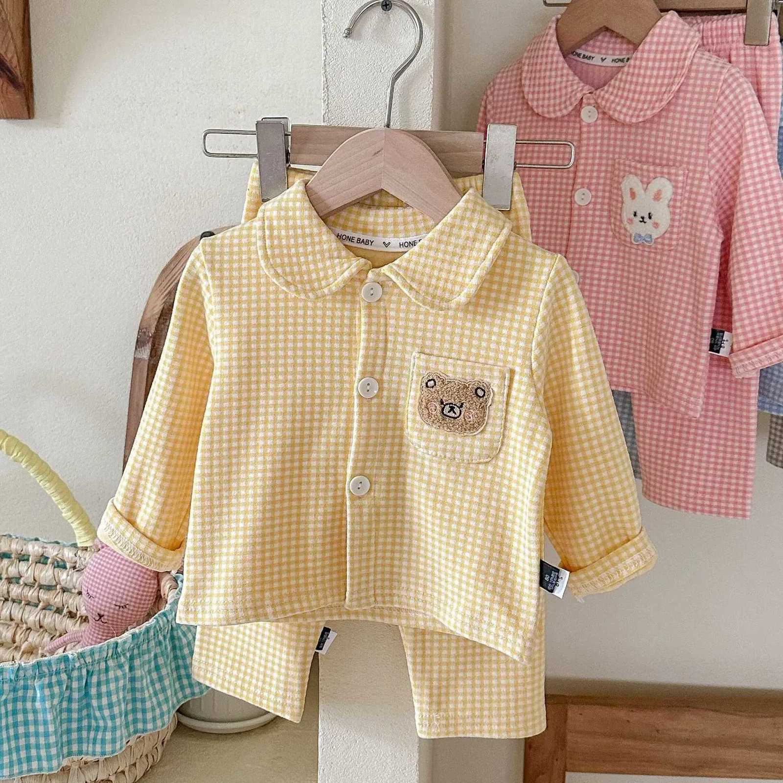 Pajamas Autumn New Children's He Clothes Set Long Sve Plaid Cartoon Spwear Polter Fiber for Boys And Girls Spring AutumnW261018