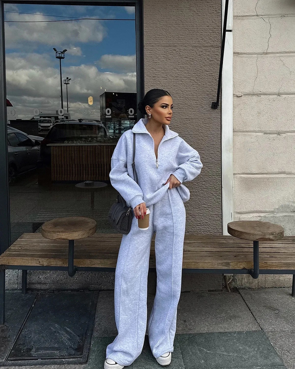casual and sporty twopiece set standup collar pullover longsleeved sweatshirt wideleg long pants for womens clothing 261016