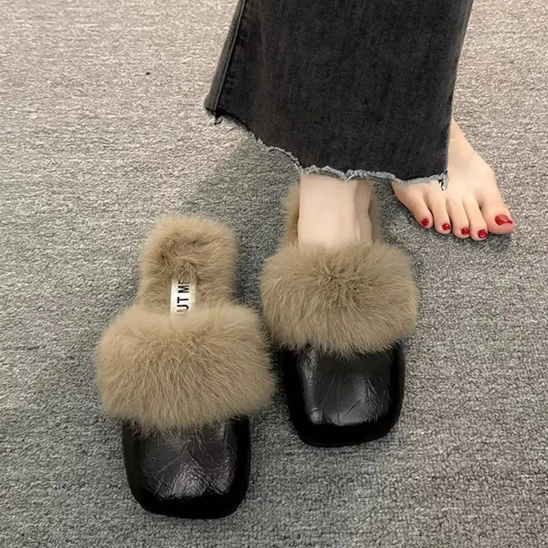 Autumn Winter Fashion Outdoor Women's Flat Slippers Warm Non Slip Plush Shoes Lightweight Comfortable Casual Half Slippers 261016