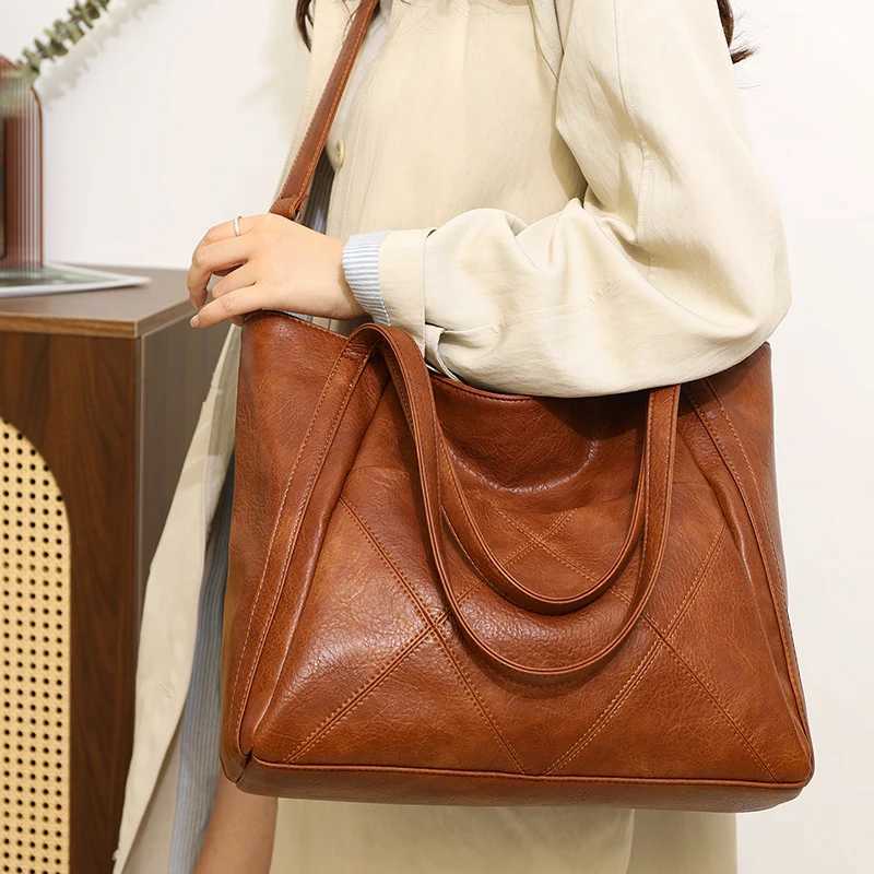 Shoulder Bags Fashion Soft Cowhide Handbag for Women 2025 Vintage Shoulder Tote Bag Genuine Leather Ladies Large Capacity Purse Bag Sac A Main X2610