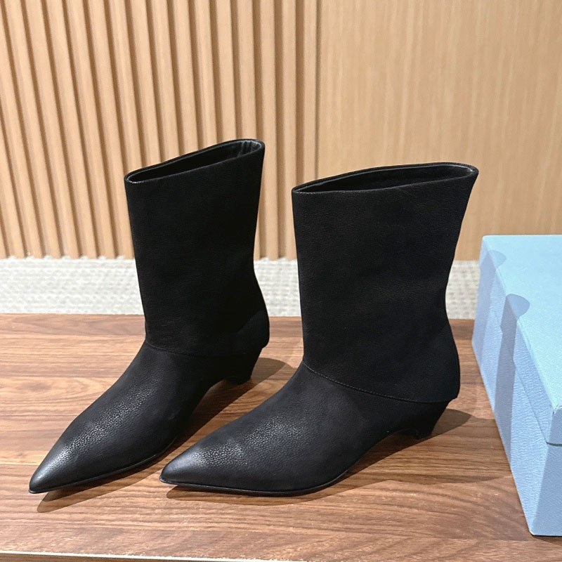 Ladies Half Boots Womens Nubuck Half Boot Designer Cat With Pointed Tip Leather Boots Embroidered Shoe Upper Premium Black Genuine Leather Outsole S