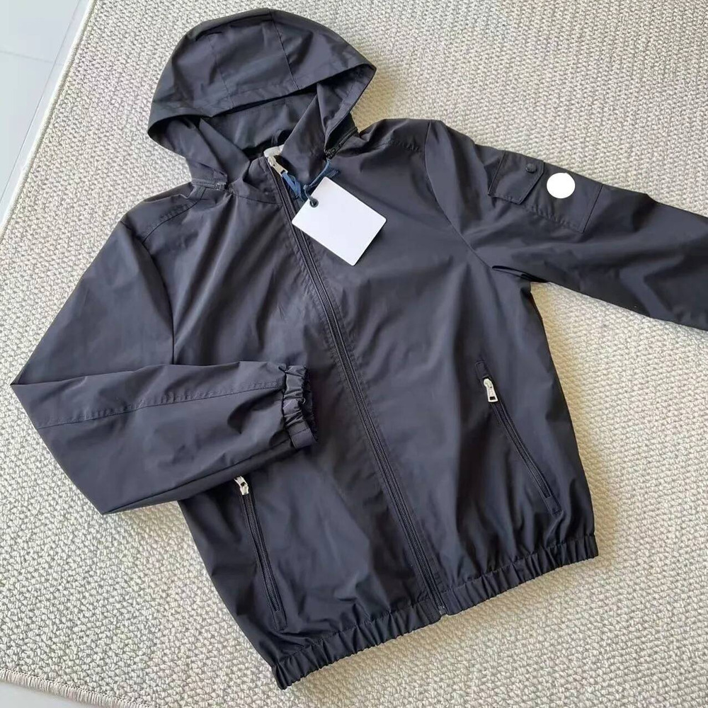 Maya Hoodie Mens Windbreaker Wind Breaker Jacket Man Men Designer Clothes Outerwear Male Coats Veste Homme Windproof Overcoat Outdoor Casual Hooded
