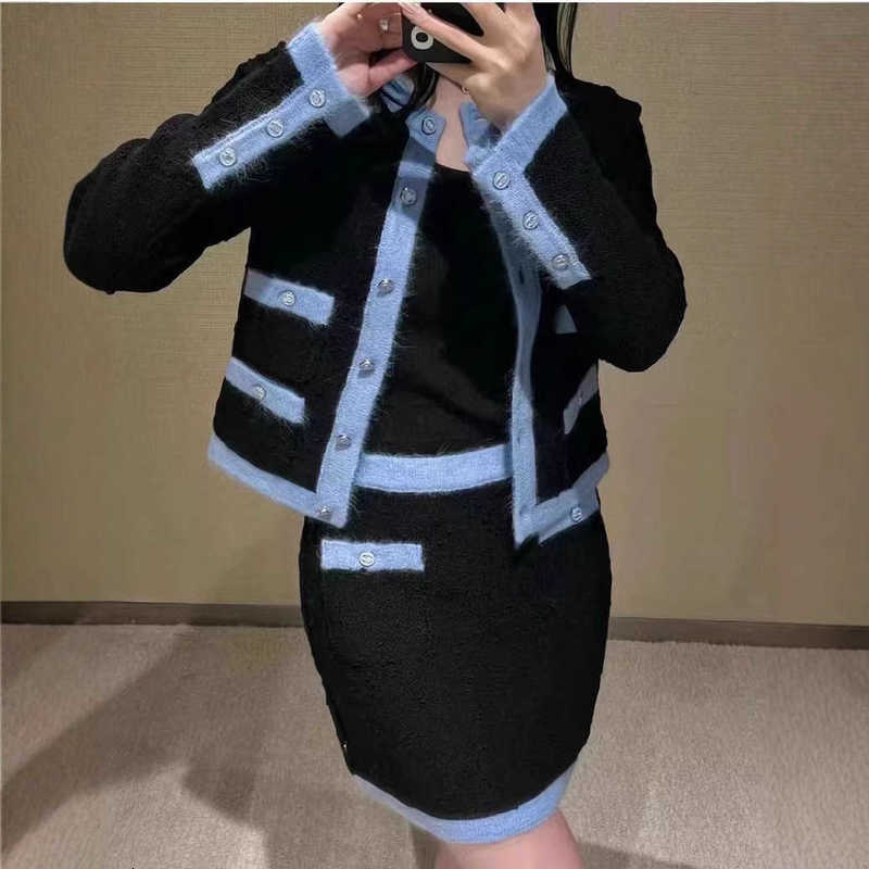 Women's Knits & Tees Designer High-end Fashion, Celebrity-inspired, Early Autumn Collection, High-end Color-blocked, Ch-style Round-neck Sweate