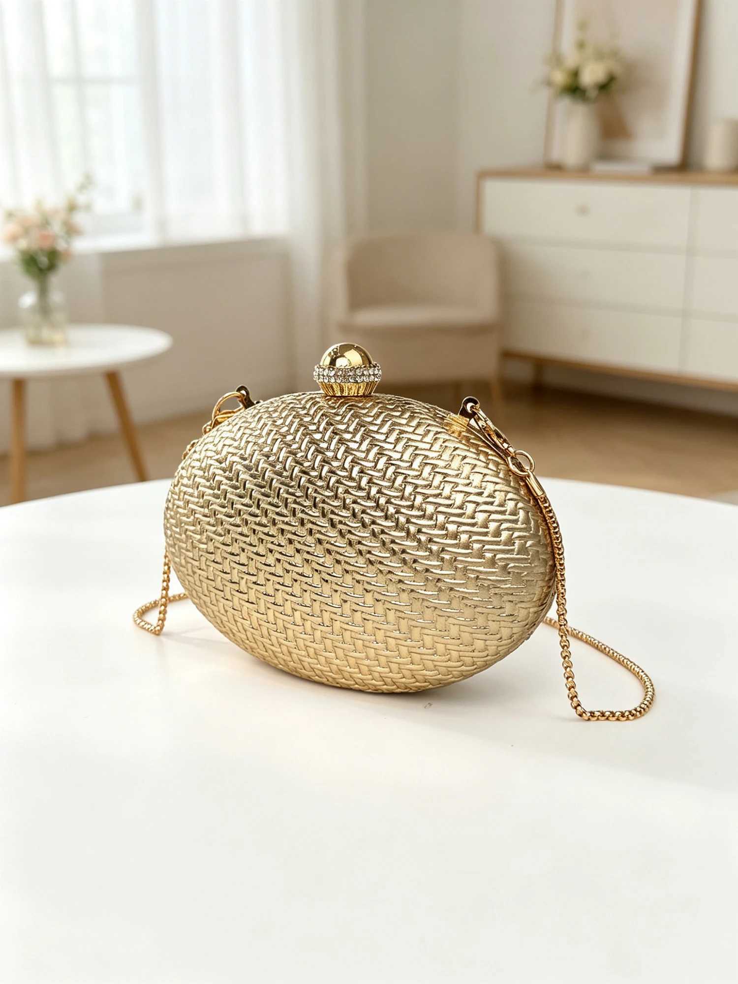 Evening Bags and Stylish Mini Evening Bag for Women Elegant Solid Color Classic Handbag Suitable for Parties Weddings and Banquets H261016