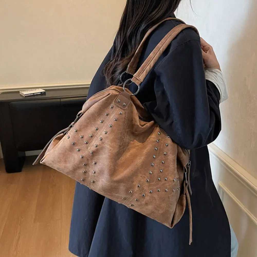 Evening Bags PU Leather Shoulder Bags American Style Fashion Design Locomotive Style Underarm Bag Solid Color Large Capacity H261016