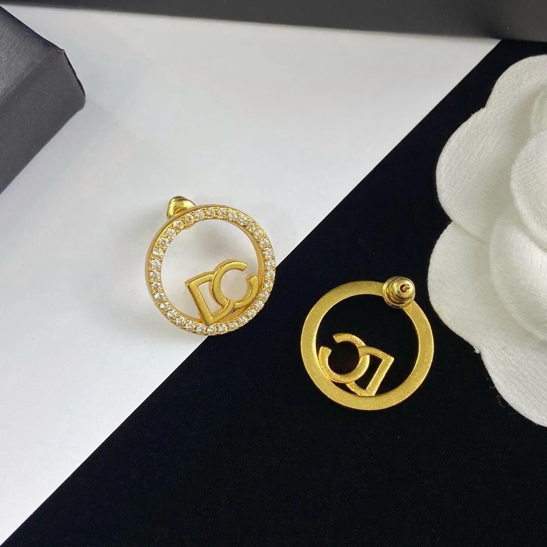 2026 Designer's Classic Round Stud Jewelry Retro Diamond Earrings Make perfume Perfect Gifts For Parties And cologne Birthdays Designer