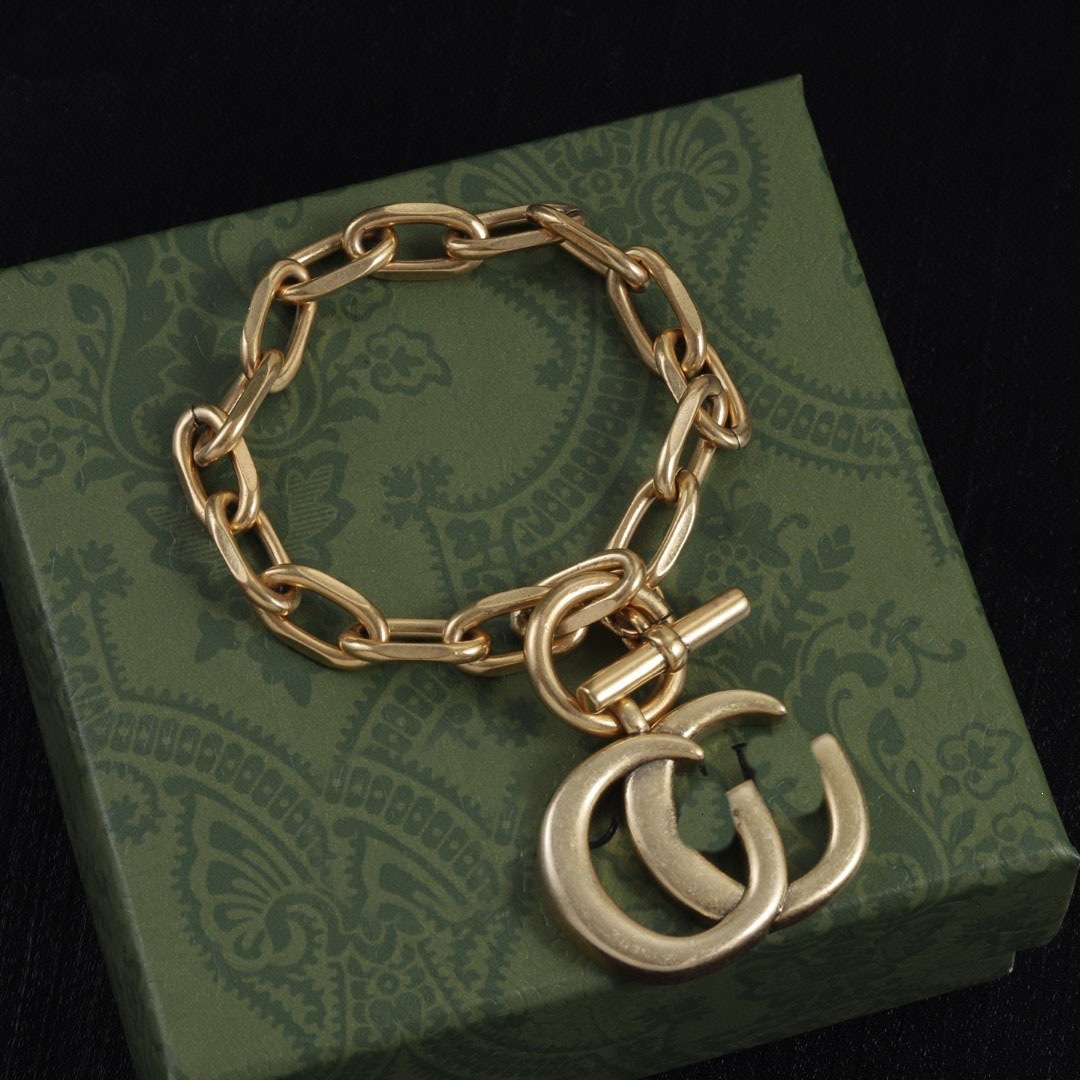 Designer Jewelry gg Bracelet s fashion trend light minimalist classic C letter versatile bracelet