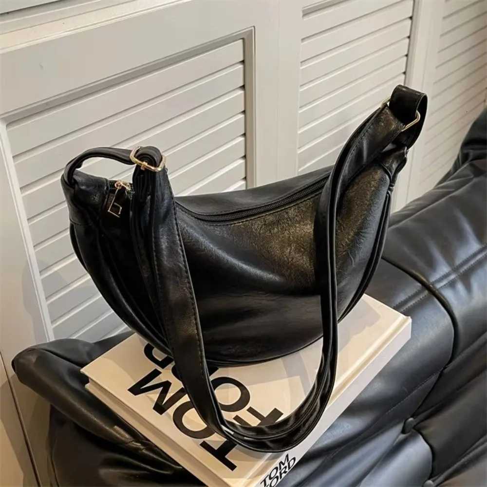 Shoulder Bags New PU Leather Crossbody Bag Small Trendy Design Shoulder Bag Lightweight Casual Dumpling Bag For Women Gift H261016