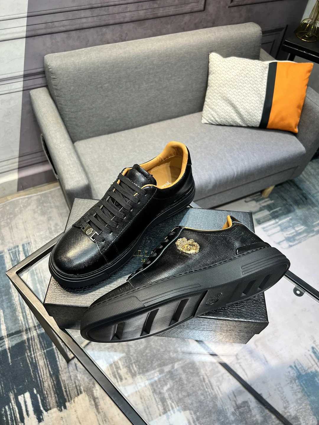 BLLIYOSS BILLIONAIRE 2025 SS New Shoes Men Calf leather stitching Sports comfort high-quality Outdoors European big size 38-45 Q261015
