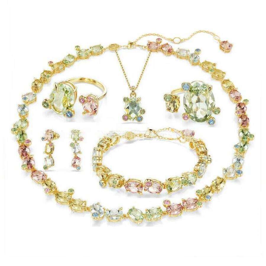 Sweet Rose cologne Flower Butterfly Designer Necklace Earrings Ring Bracelet perfume Jewelry Women Luxury Summer Dopamine Colorful Candy Austria Cry