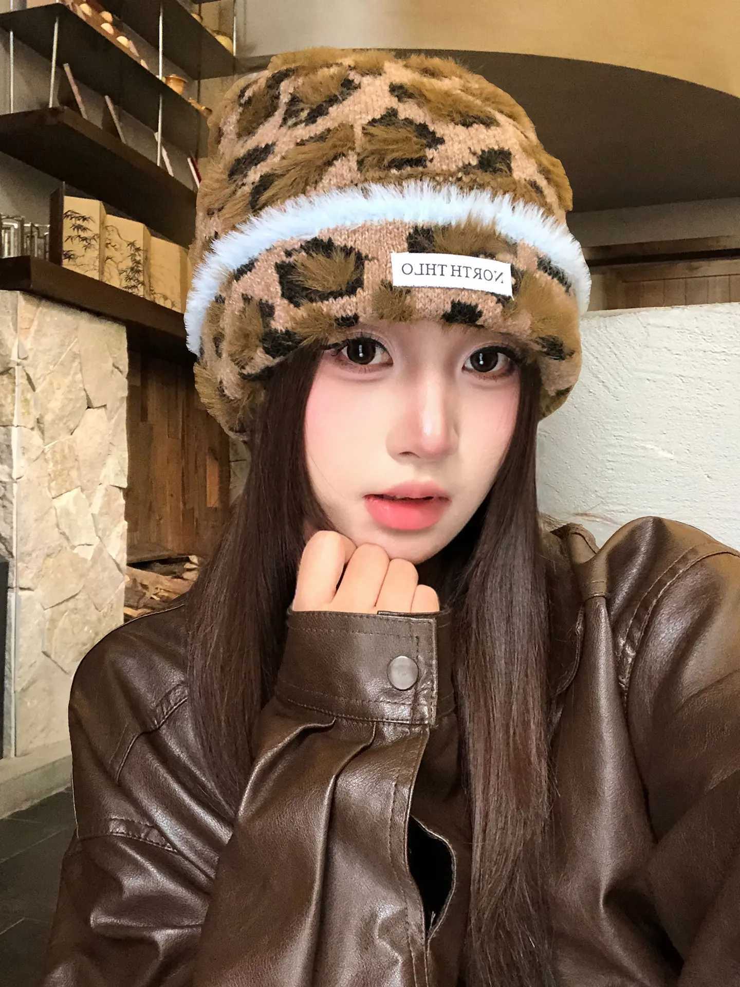 Korean Style Ins Sweet Cool Leopard Print Knitted Woolen Hat for Women Autumn Winter Personalized Spicy Girl Warm Ear Protect... S261017E9Z7