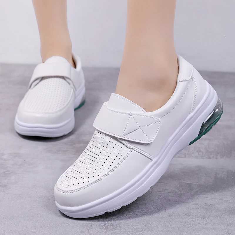 Casual Shoes Sneakers Woman Nurse Clogs Shoes - Nursing Women Summer Shoe Female Health Work Flat Walking Soft Non Slip Hospital Nurse H261016